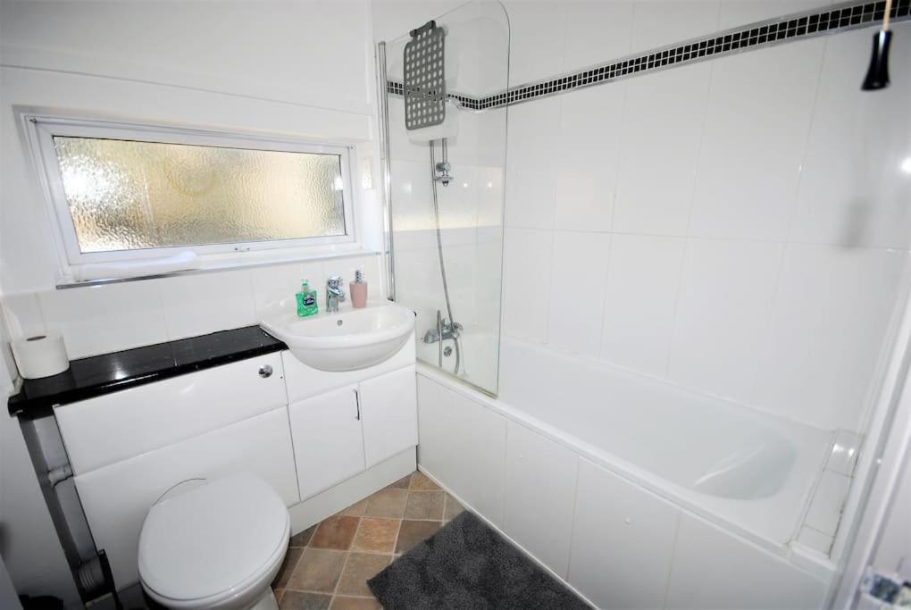 Appartamento Perfect Couple Retreat To Unwind&Relax With Hottub Peacehaven Esterno foto
